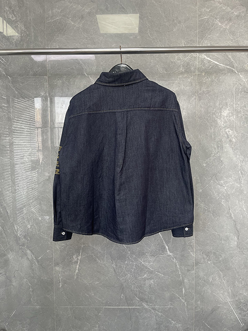トムブラウン金蛇刺繍デニムシャツ