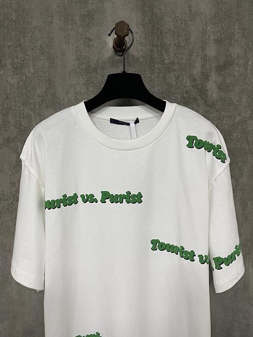 ルイヴィトンアルファベットロゴフォームプリント半袖Tシャツ