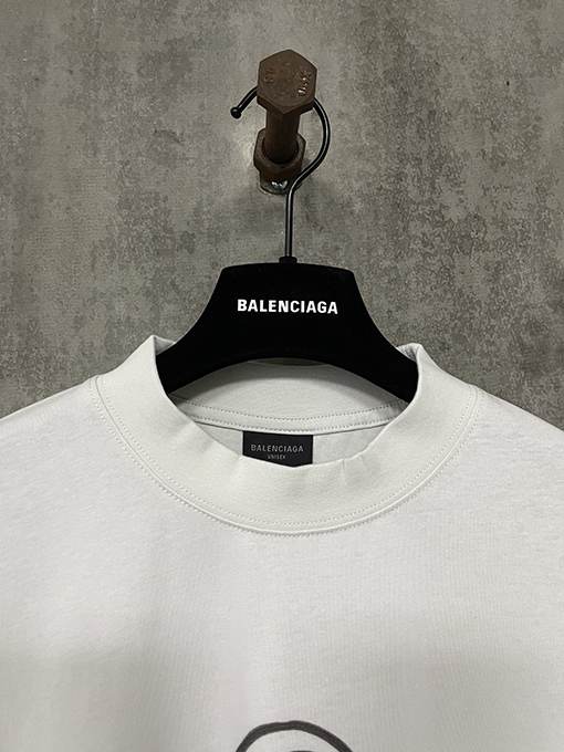 バレンシアガコピー 25ssバッグプリント半袖tシャツ