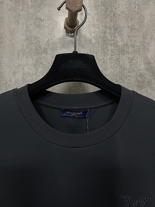 ルイヴィトン25SS LVデコレーションラインストーンロゴニット半袖Tシャツ