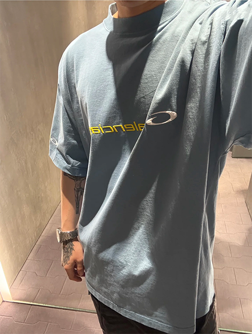 バレンシアガ刺繍半袖Tシャツ