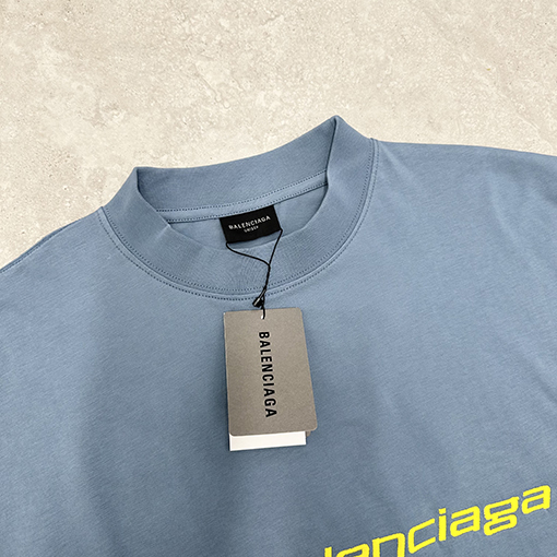 バレンシアガ刺繍半袖Tシャツ