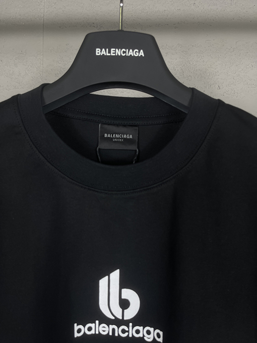 バレンシアガスーパーコピーマルチロゴデザイン 半袖Tシャツ