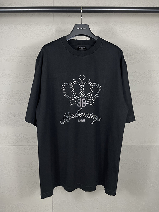 バレンシアガクラウンロゴラインストーン ヴィンテージ風ウォッシュTシャツ