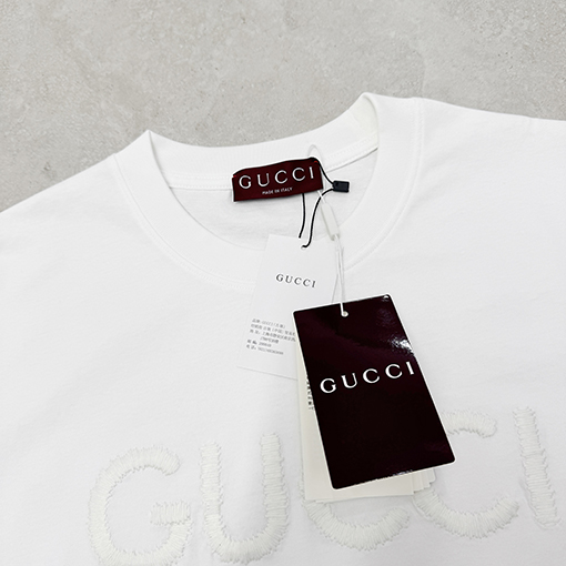 グッチビッグアルファベット刺繍 半袖Tシャツ