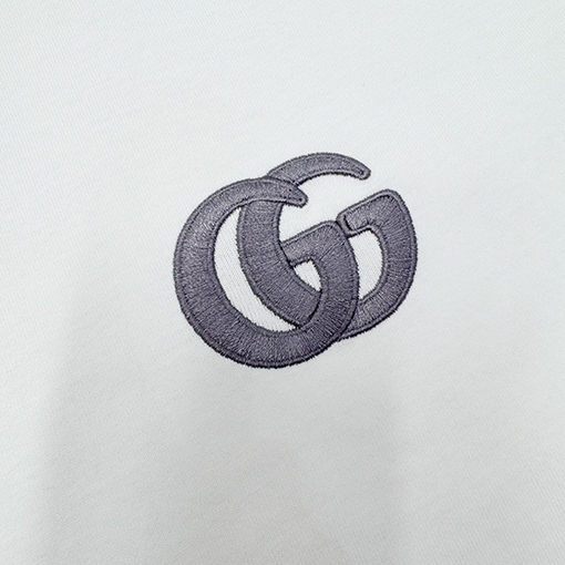 グッチダブルG刺繍ロゴ入り 半袖Tシャツ