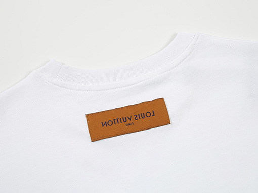 ルイヴィトンスーパーコピー プリントTシャツ