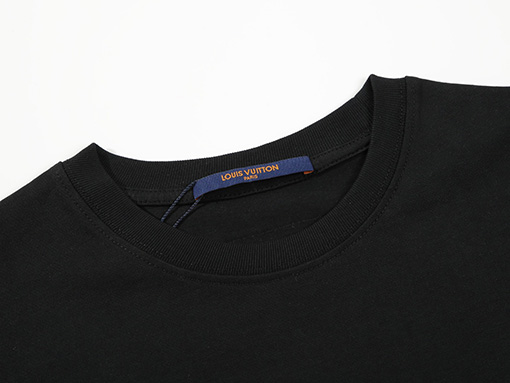 ルイヴィトンプリント半袖Tシャツ
