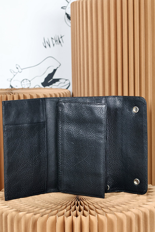 クロムハーツ クロススタッズ 三つ折り財布