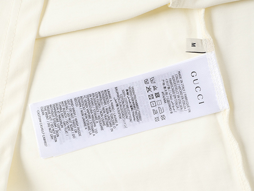 グッチ クラシック ブレードロゴ デザイン 半袖Tシャツ