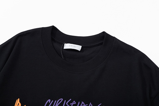 ディオールスーパーコピー CDロゴ グラフィティプリント 半袖Tシャツ
