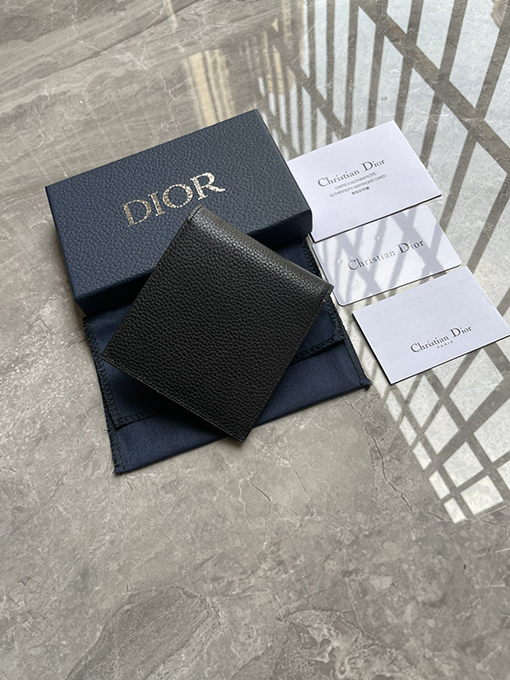 ディオールコンパクトウォレット 二つ折り財布