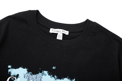 ディオールCDロゴ スプレーペイント風 グラフィックプリントTシャツ