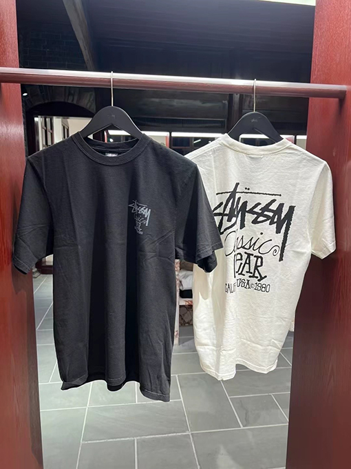 ステューシー SS25 DICE TEE PIGMENT DYED サイコロ アルファベット柄 プリント半袖Tシャツ