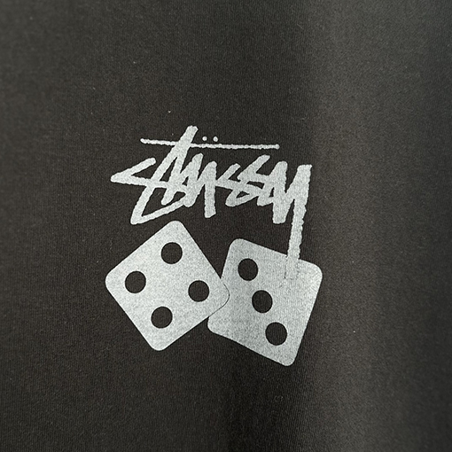 ステューシー SS25 DICE TEE PIGMENT DYED サイコロ アルファベット柄 プリント半袖Tシャツ