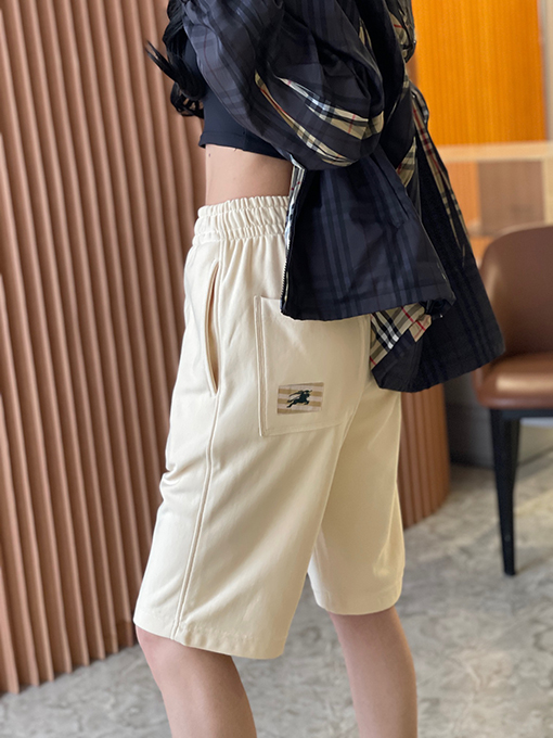 バーバリーコピー モチーフ刺繍コットンショートパンツ