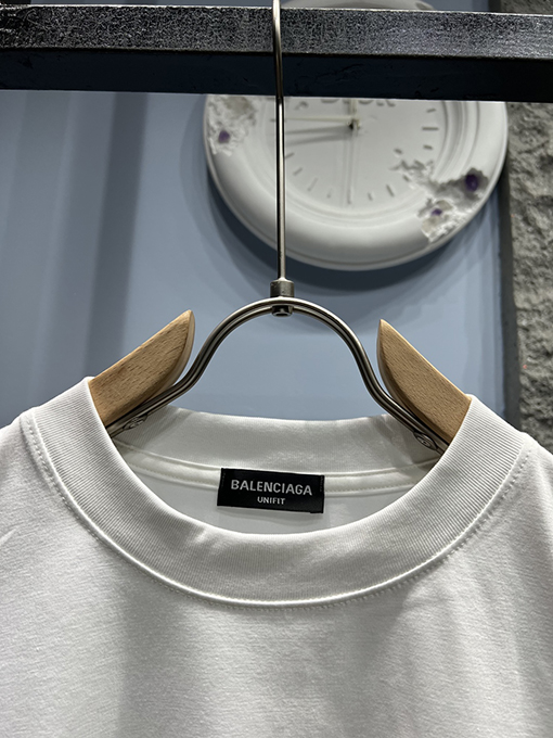 バレンシアガ バイカラーロゴデザイン クルーネック半袖Tシャツ