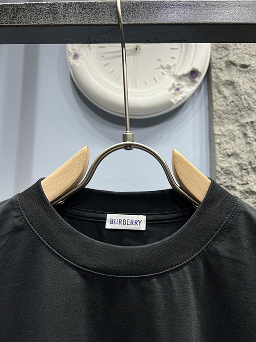 バーバリー アルファベットプリント クルーネック 半袖Tシャツ