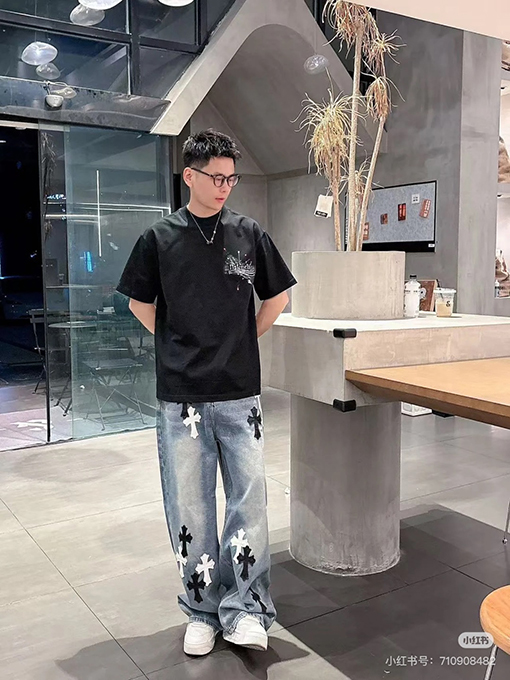 バレンシアガスーパーコピーグラフィティアルファベットプリント クルーネック 半袖Tシャツ