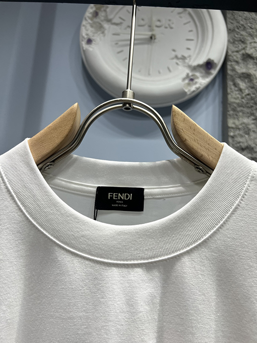 フェンディ バイカラーアルファベットロゴ クルーネック 半袖Tシャツ