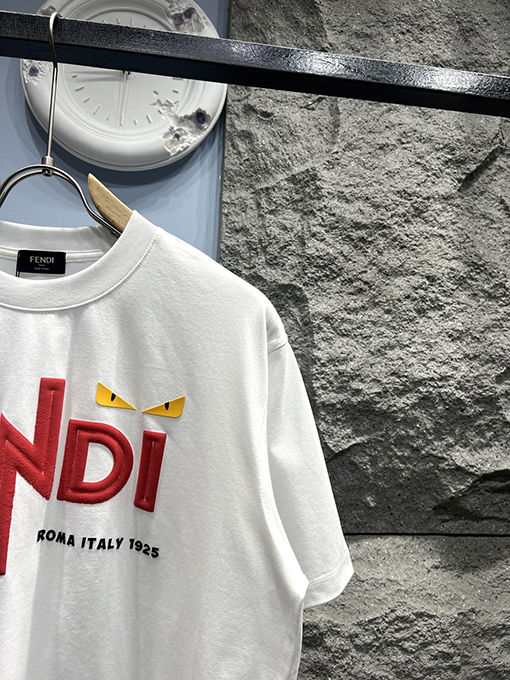 フェンディ バイカラーアルファベットロゴ クルーネック 半袖Tシャツ
