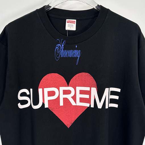 シュプリーム SS25 ANNOUNCING Loveロゴ入りTEE