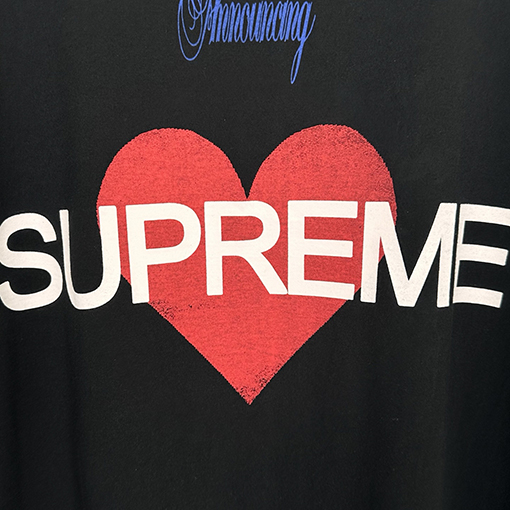 シュプリーム SS25 ANNOUNCING Loveロゴ入りTEE