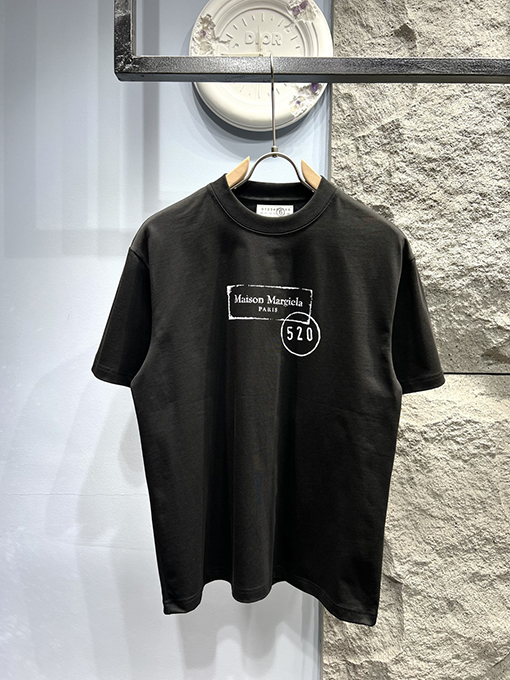 マルタンマルジェラスーパーコピー520限定モデル ロゴプリント 半袖Tシャツ