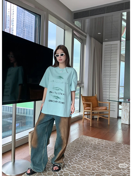 バレンシアガ ダメージ加工 ロゴプリント 半袖Tシャツ