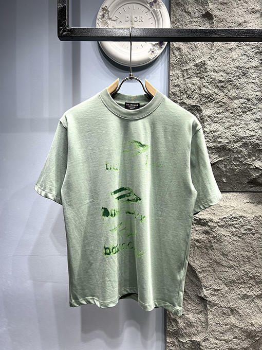 バレンシアガ ダメージ加工 ロゴプリント 半袖Tシャツ