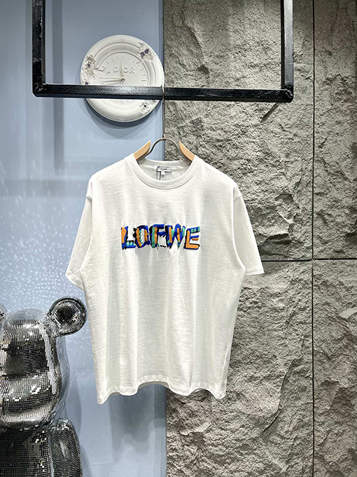 ロエベ 発泡プリント 配色グラフィティ風ロゴ 半袖Tシャツ