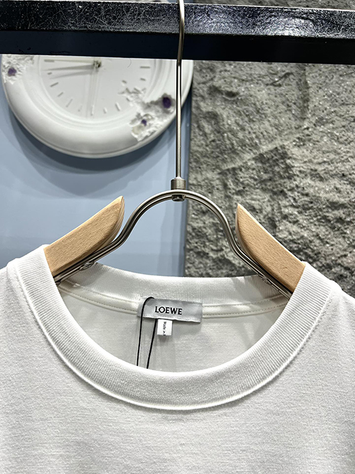 ロエベ 発泡プリント 配色グラフィティ風ロゴ 半袖Tシャツ