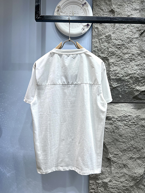 プラダスーパーコピーシンプルロゴ フェイクポケット 半袖Tシャツ