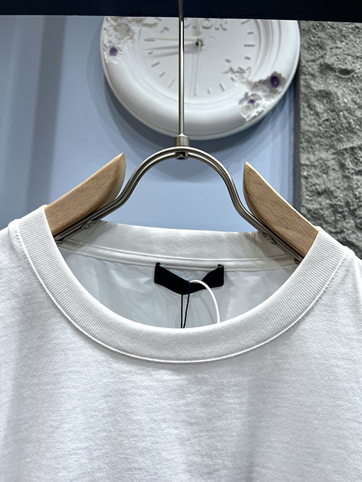 プラダスーパーコピーシンプルロゴ フェイクポケット 半袖Tシャツ
