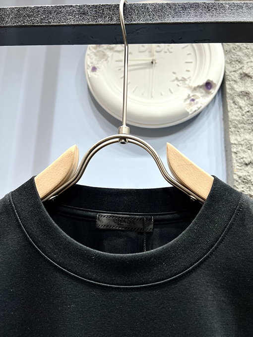 プラダロゴプリント 英字デザイン 半袖Tシャツ