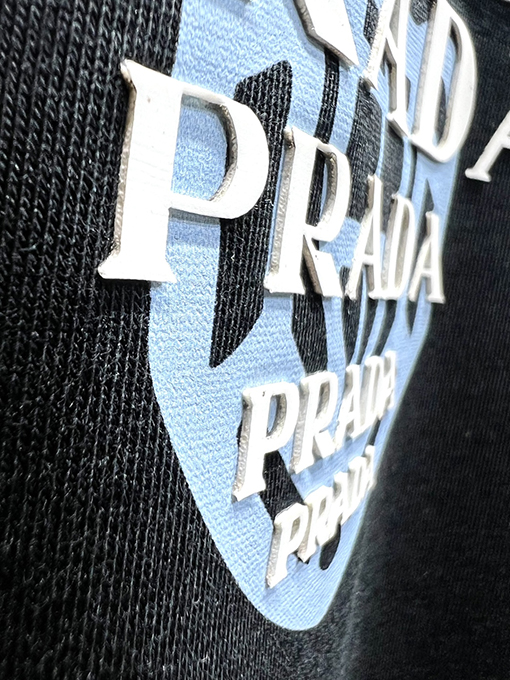 プラダロゴプリント 英字デザイン 半袖Tシャツ