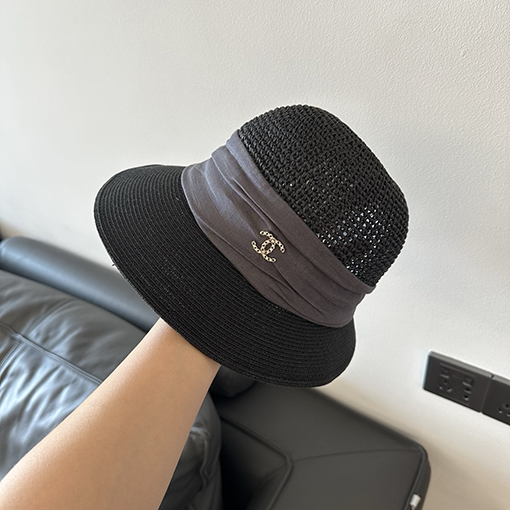 シャネルパール付き編み込みフィッシャーマンハット