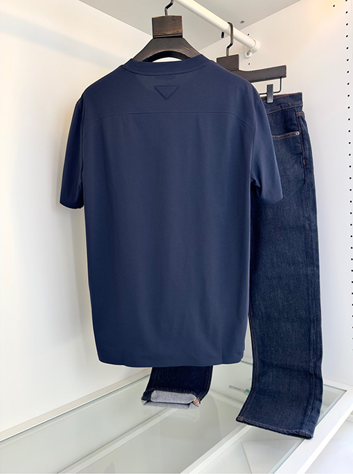 プラダスーパーコピー三角ロゴワッペン装飾 クルーネック半袖Tシャツ