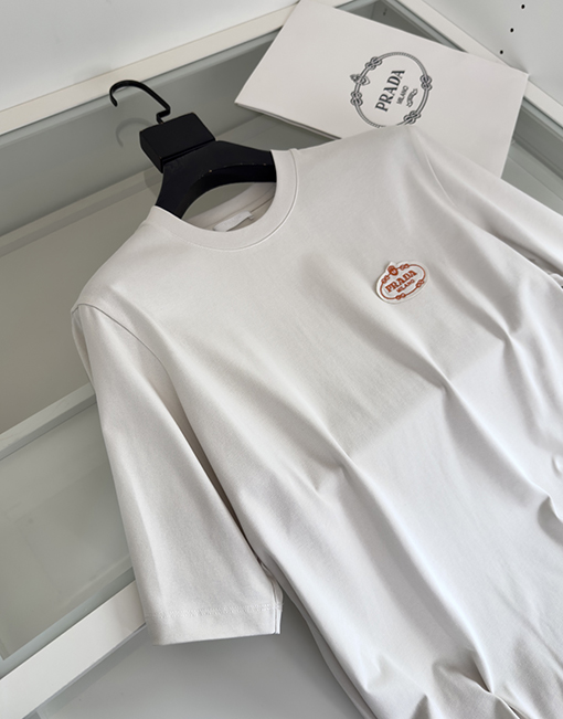 プラダ ゆったりシルエット クルーネック 半袖Tシャツ
