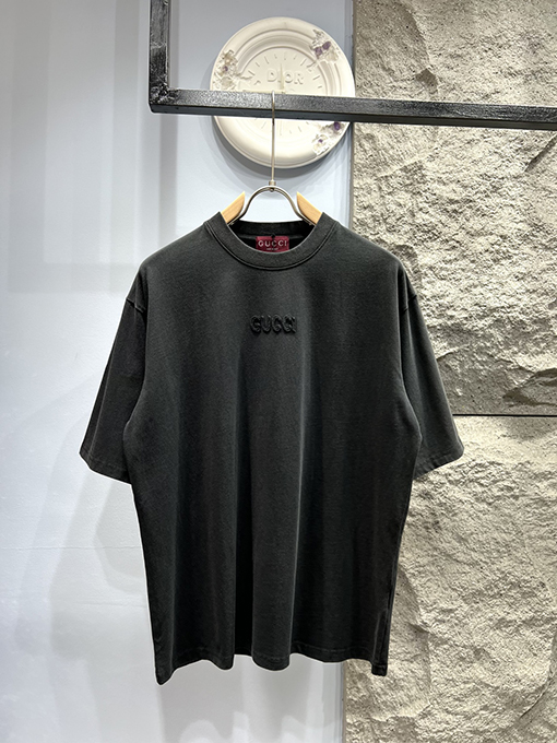 グッチスーパーコピー新作 ミニロゴワッペン刺繍 半袖Tシャツ