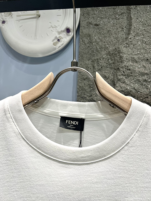 フェンディ 新作 ダブルFロゴ 半袖Tシャツ