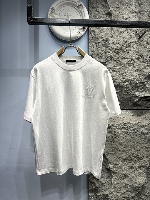 ルイヴィトンパールロゴレタリング 半袖Tシャツ