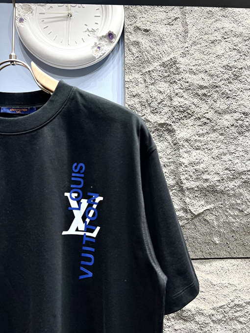 ルイヴィトン蛇年限定 半袖Tシャツ