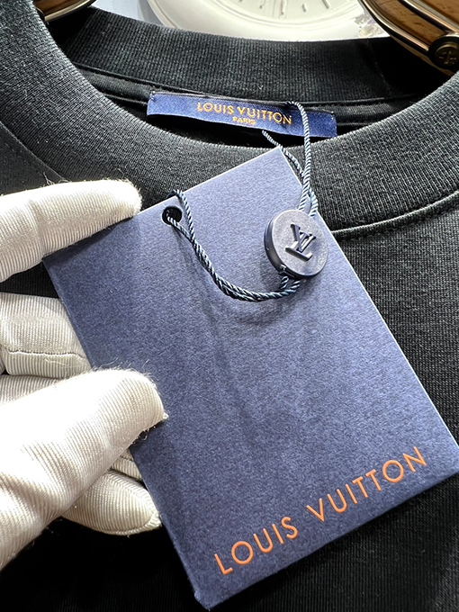 ルイヴィトン蛇年限定 半袖Tシャツ