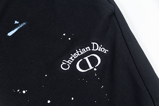 ディオール高密度刺繍CDロゴ ショートパンツ