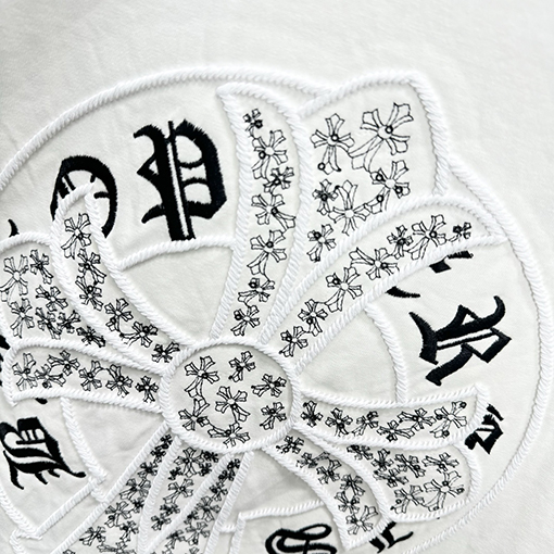 クロムハーツクルーネックTシャツ