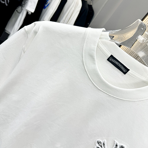 クロムハーツクルーネックTシャツ