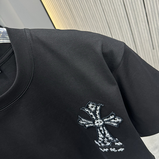クロムハーツクルーネックTシャツ