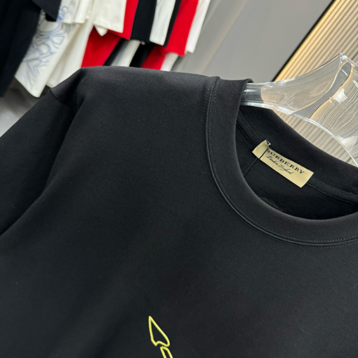 バーバリークルーネック半袖Tシャツ