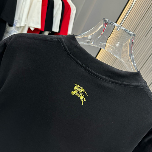 バーバリークルーネック半袖Tシャツ